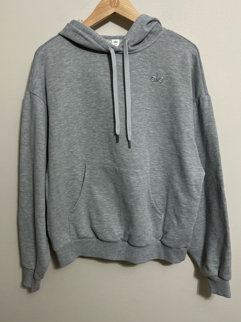 ⭐️Alo Yoga Sweatshirt Accolade⭐️